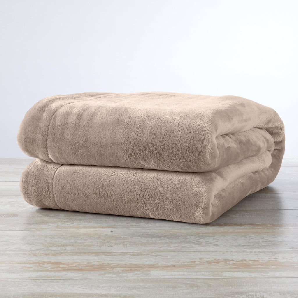 Great Bay Home Velvet Plush Sherpa Blanket, Kinsley Collection