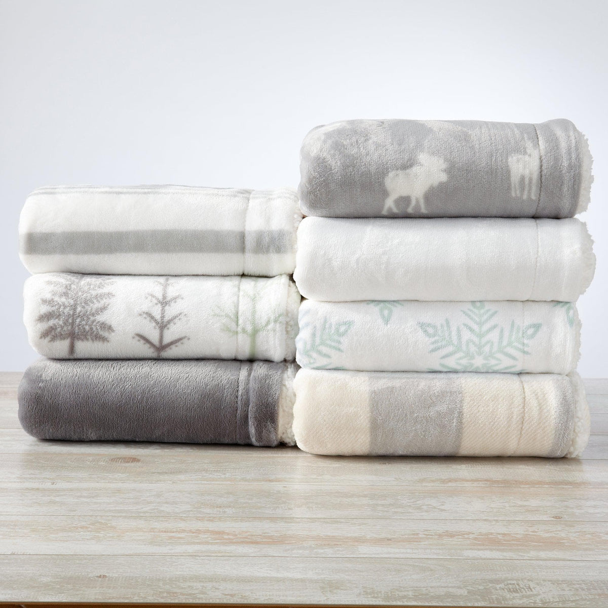 Great Bay Home Velvet Plush Sherpa Blanket, Kinsley Collection
