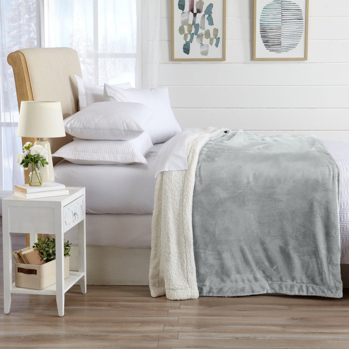 Great Bay Home Velvet Plush Sherpa Blanket, Kinsley Collection