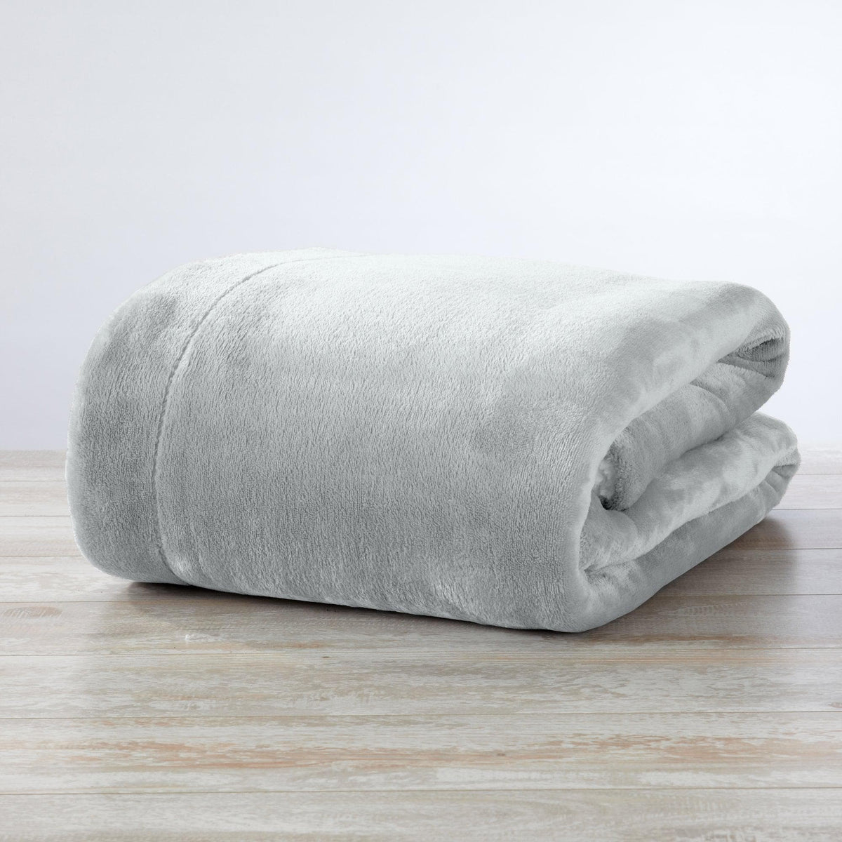 Great Bay Home Velvet Plush Sherpa Blanket, Kinsley Collection