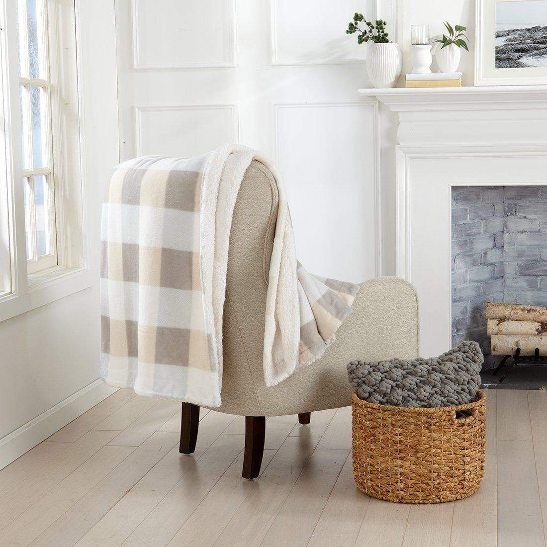 Great Bay Home Velvet Plush Sherpa Blanket, Kinsley Collection