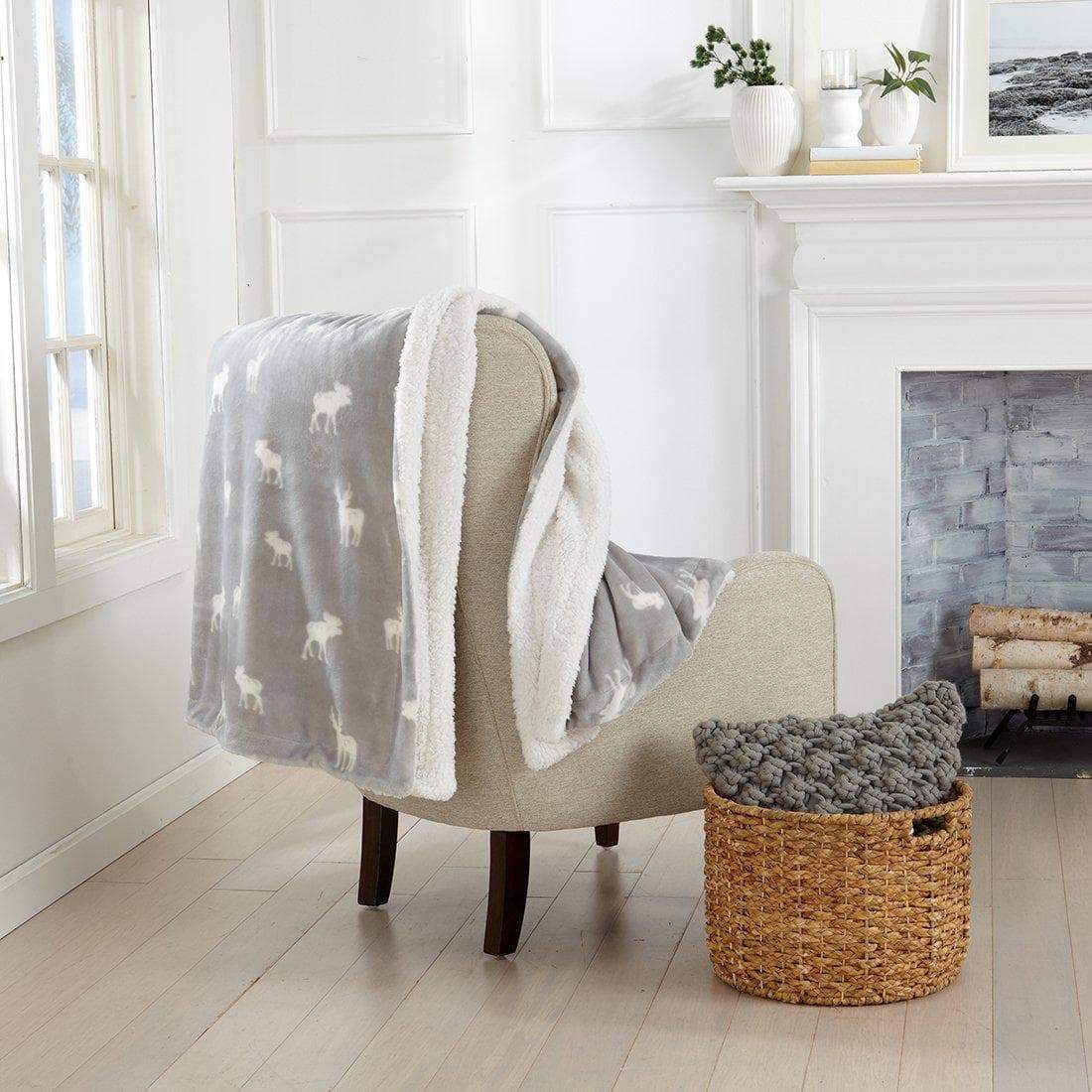 Great Bay Home Velvet Plush Sherpa Blanket, Kinsley Collection