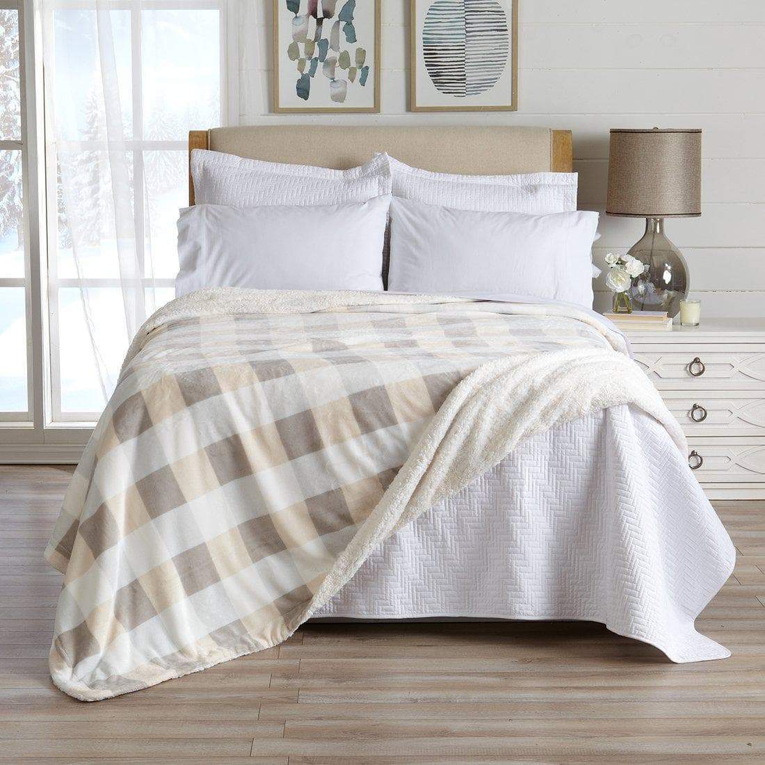 Great Bay Home Velvet Plush Sherpa Blanket, Kinsley Collection