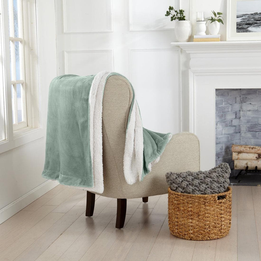 Great Bay Home Velvet Plush Sherpa Blanket, Kinsley Collection