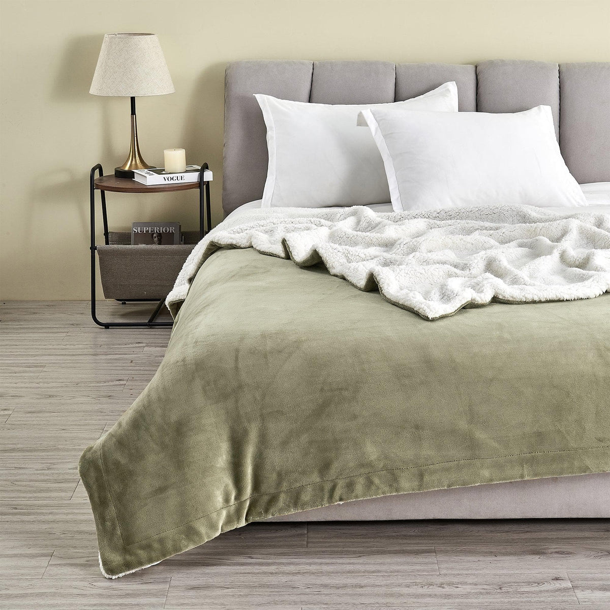 Great Bay Home Velvet Plush Sherpa Blanket, Kinsley Collection