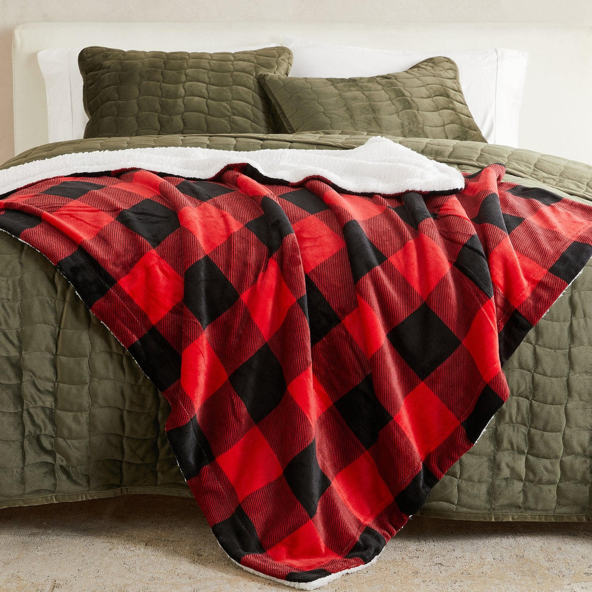 Great Bay Home Velvet Plush Sherpa Blanket, Kinsley Collection
