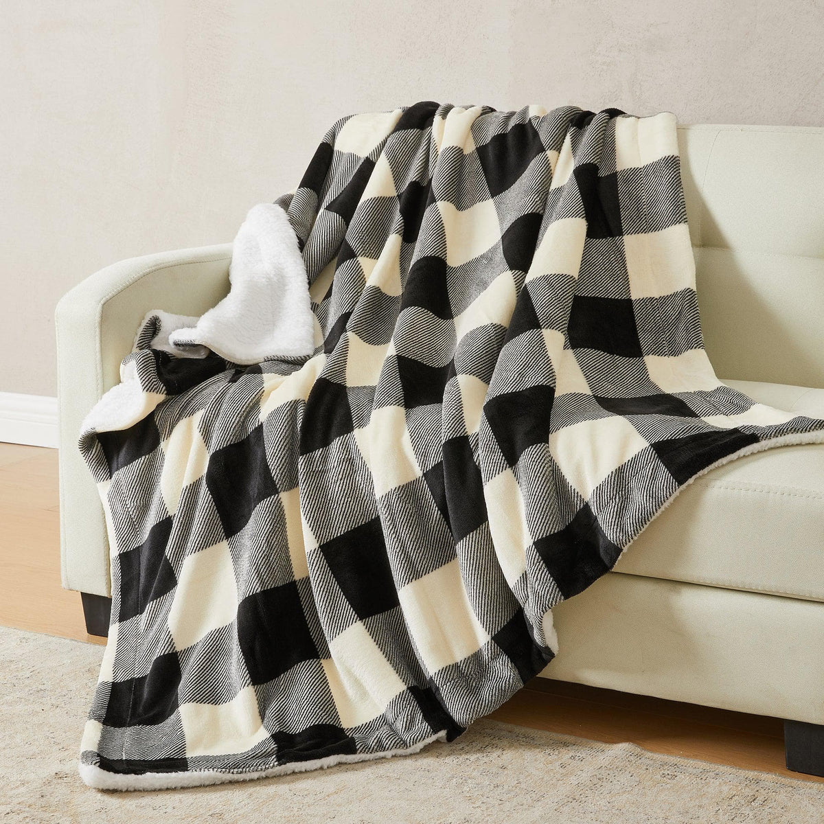 Great Bay Home Velvet Plush Sherpa Blanket, Kinsley Collection